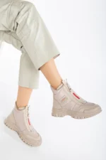 Bej Su Geçirmez Kışlık Bot – Paraşüt Fermuarlı, Ortopedik ve Dayanıklı Yeni Sezon Bot - Görsel 2