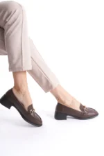 Kadın Loafer Ayakkabı Kahverengi - Tokalı, Şık ve Rahat Günlük Ayakkabı - Görsel 4
